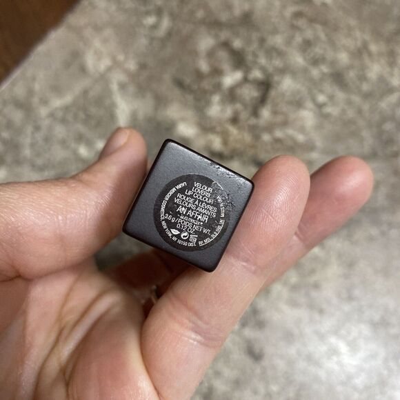 Laura Mercier Velour Lovers Lip Colour ~ AN AFFAIR 3.6g/0.12oz  Brand new (READ) - Picture 7 of 7